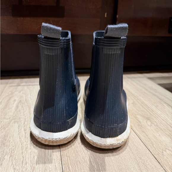 Hunter Dark Blue Rain Boots - Picture 3 of 6